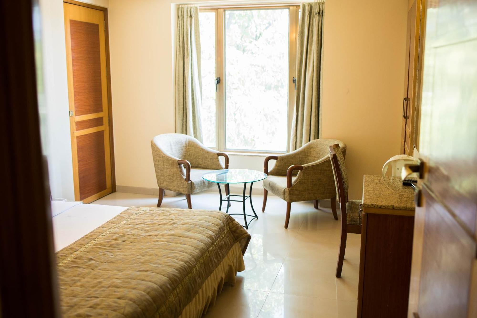 Hotel Deccan Royaale, Shivajinagar Пюн Екстериор снимка